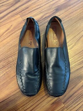 PIKOLINOS Black Leather Slip-On Loafers